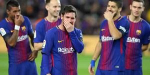 سبورت..فالفيردي يصدم الجماهير بعدم اشراك نجم برشلونة في مواجهة فالنسيا