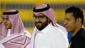 رئيس النصر يتحدى "الجابر": نصيحتي لا تجدد عقداً أقل من خمس سنوات.. والأخير يرد عليه