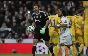 مدرب ريال مدريد يقف في صف بوفون ويرفض القرار الجدلى