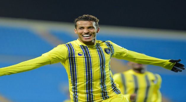 نايف هزازي