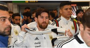 برشلونة يسعد ميسي بصفقة أرجنتينية مميزة قبل كأس العالم