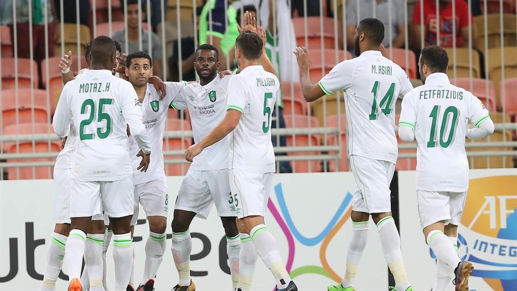 اخبار الدوري السعودي .. أهلي جدة يستبعد الجاسم والحربي من معسكر النمسا