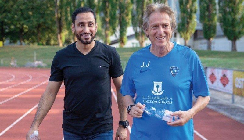 جيسوس يُبلغ سامي الجابر بوقف المفاوضات مع اللاعبين الأجانب