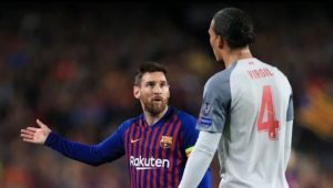 بالأرقام .. فان دايك يزاحم رونالدو وميسي بقوة على جائزة أفضل لاعب في أوروبا