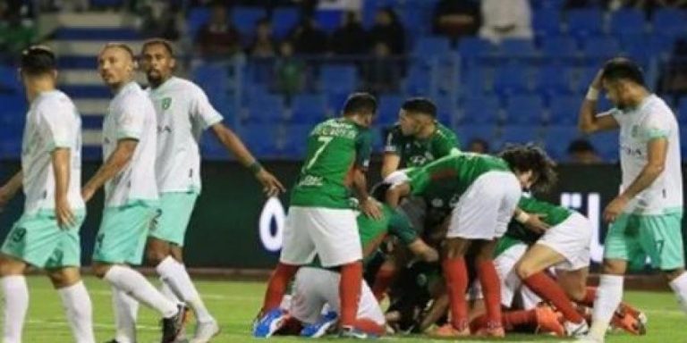 موعد المواجهة المرتقبة بين الأهلي والإتفاق في الدوري السعودي الليلة والقنوات الناقلة