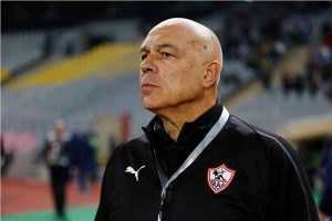 مفاجآة من العيار الثقيل: الأهلي يدرس التعاقد مع مدرب الزمالك السابق كريستيان جروس