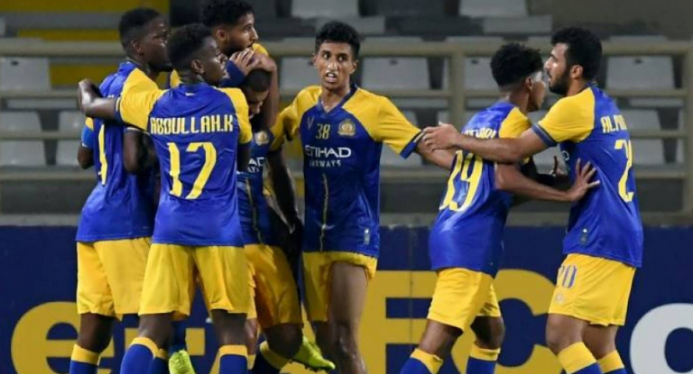 النصر يقترب من ضم صخرة الدفاع الكورية
