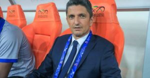 لوشيسكو يكشف "لماذا فضل البقاء بالرياض وعدم العودة لرومانيا"