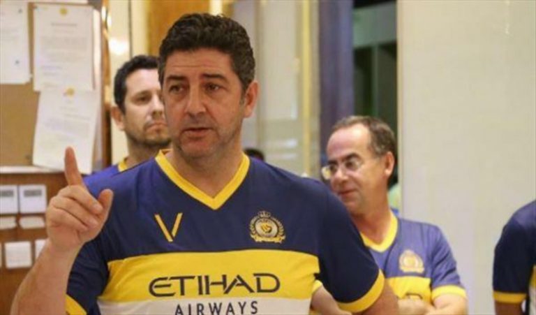 إدارة الهلال تحسم الجدل بشأن التفاوض مع مدرب النصر السابق “فيتوريا” (فيديو)