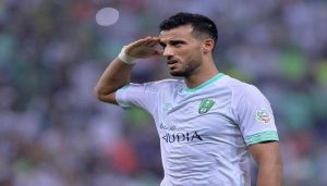 مفاجآة جديدة تكشف لأول مرة بشأن أزمة عمر السومة مع الأهلي السعودي