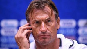 الإعلام الرياضي ينتقد مدرب المنتخب السعودي لهذا السبب