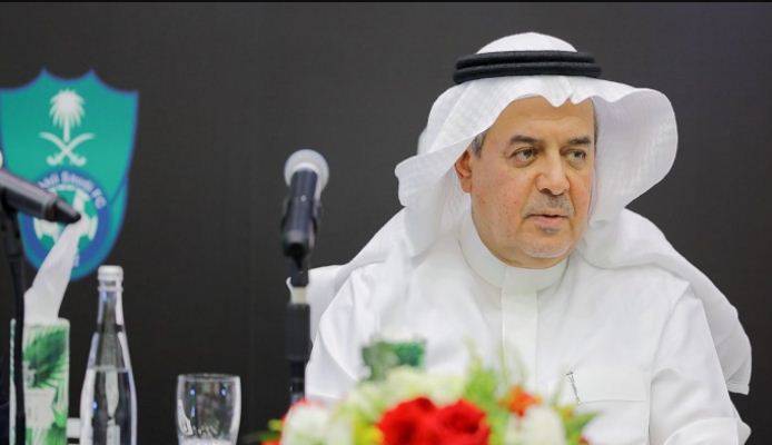 بن مشعل يخرج عن صمته ويهاجم الجميع داخل قلعة الأهلي