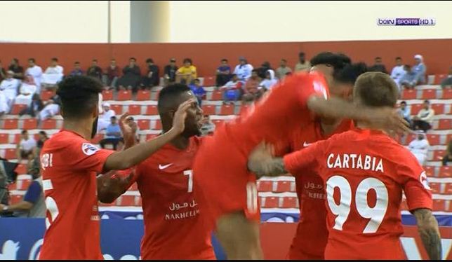 هدف شباب الاهلي الاول في مرمي الهلال بتعليق حفيظ دراجي