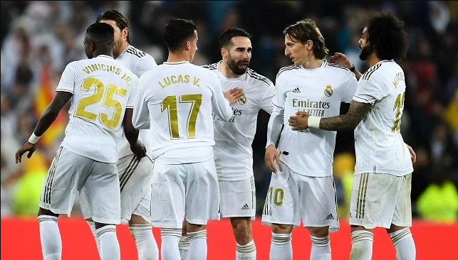 ريال مدريد يهدي نجمه الجنسية الاسبانية ولكن بشرط