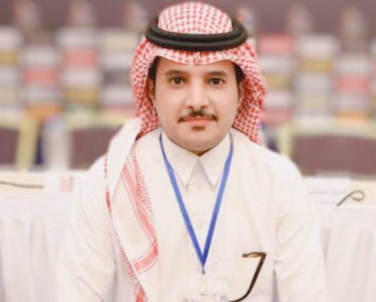 “متأكد بن زكري سينتصر” القحطاني يرد على تغريدة الصرامي بشأن ملعب “مرسول بارك”!
