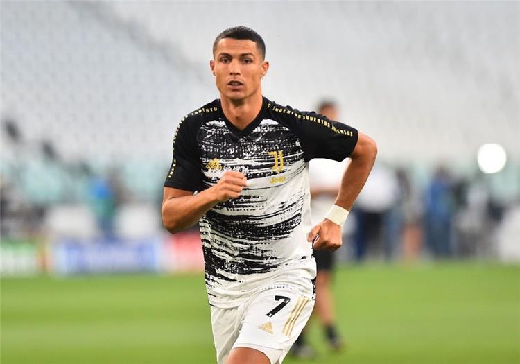 رونالدو يرد على انباء انتقاله لبرشلونة