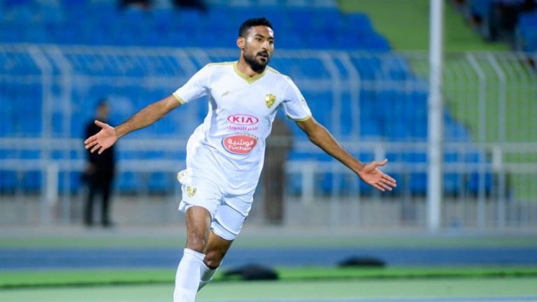 هل اقترب النصر من ضم لاعب الفتح؟
