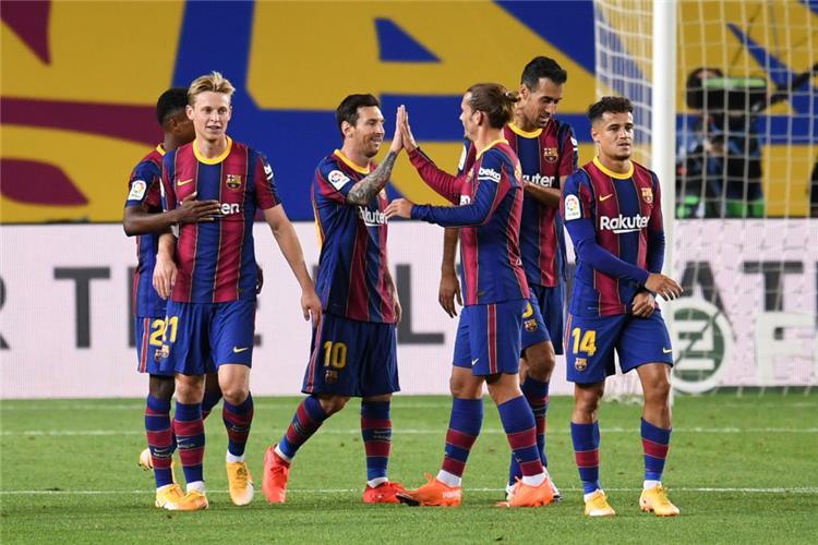 برشلونة يرد على عـ ـرض مانشستر يونايتد بشأن لاعبه الشاب