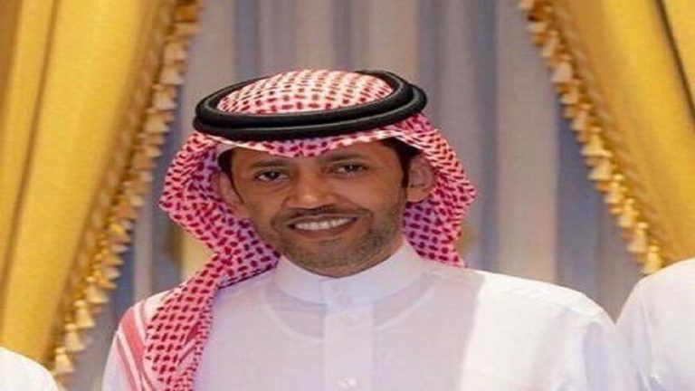 هكذا رد “بغلف” على مغرد نصراوي قال له: قبل أن تعيش دور المؤثر تخيل إنك مطفر وتعرف حجمك الطبيعي!