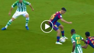 بيدري أمام ريال بتيس .. كأني ارى إنيستا في هذه اللقطة
