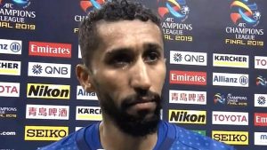 مصادر: الهلال يتفق مع الفرج بشأن تمديد العقد.. وخلاف حول المقابل المالي