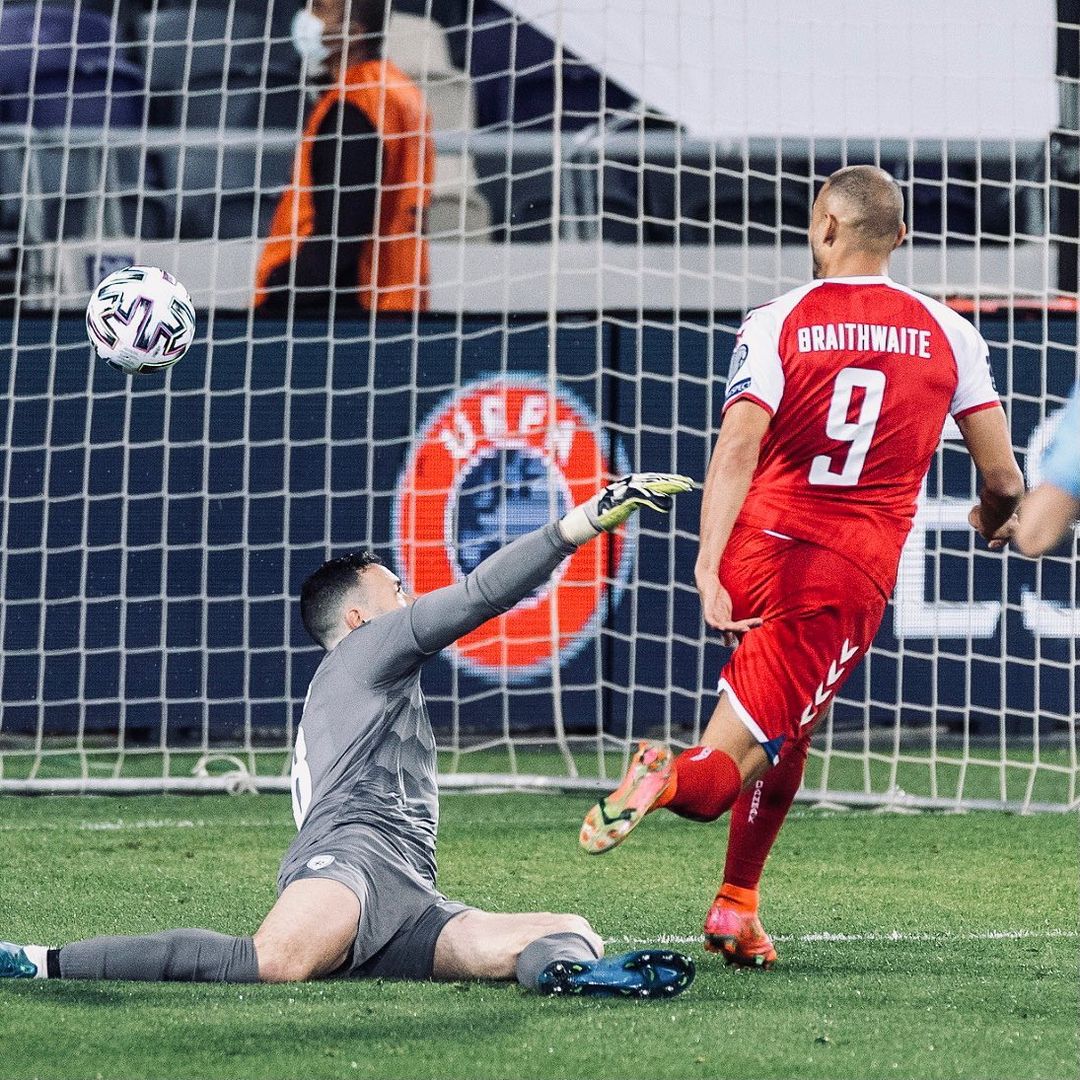 هـ ـدف بيراثويت الرائع مع منتخب بلاده