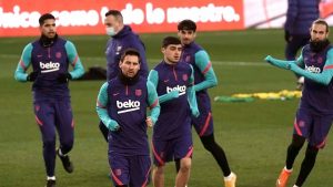 موهـ،ـبة مغربية في تدريبات برشلونة لأول مرة