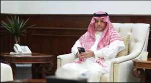 بقرار من مسلي آل معمر.. النصر يفكر في نجمه السابق لخلافة "هورفات"