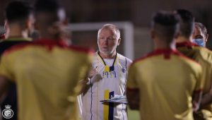 مينيز يطلب "صفقتين" لتدعيم النصر