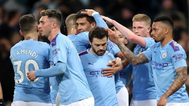 نجم جديد من السيتي على اعتاب برشلونة