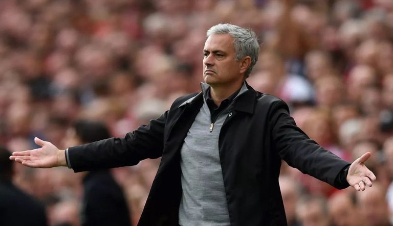 مورينيو يحاول خطـ،ـف نجـ،ـم ريال مدريد إلى روما