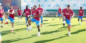 كومان يعلن عن قائمة الفريق المسافر إلي ألمانيا