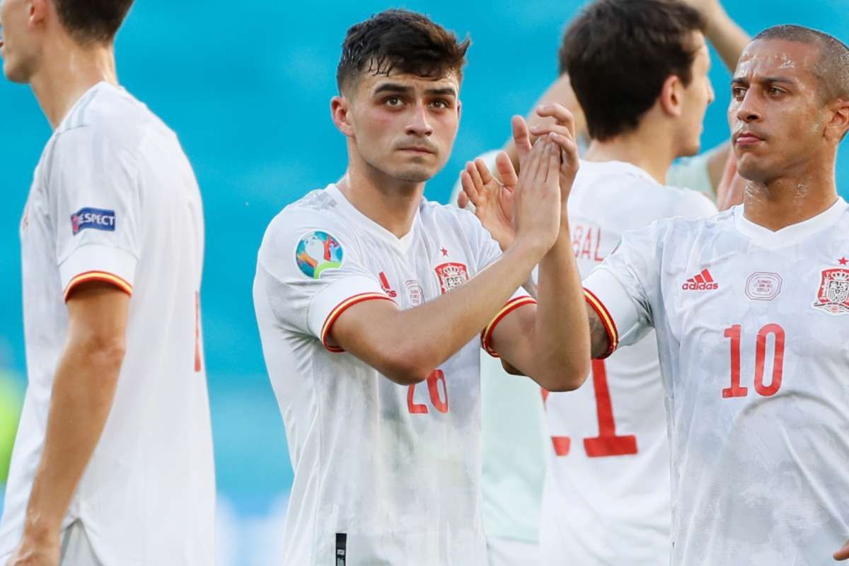 عـ،ـرض بايرن ميونيخ يغـ،ـري بيدري.. وبرشلونة يعتبـ،ـره خليفة ميسي