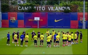 دفعة جديدة من تدريبات برشلونة تسعد كومان قبل مواجهة خيتافي
