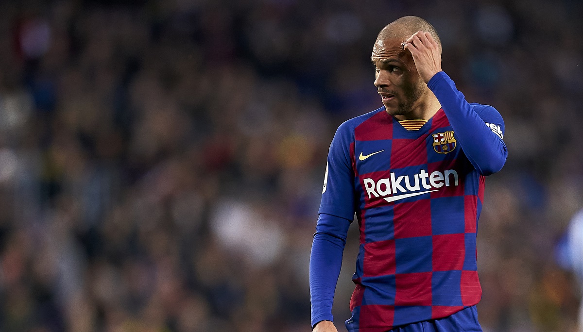 Barcelona may resorŧ to a disasŧrous exchange deaا in order to geŧ rid of Braithwaite