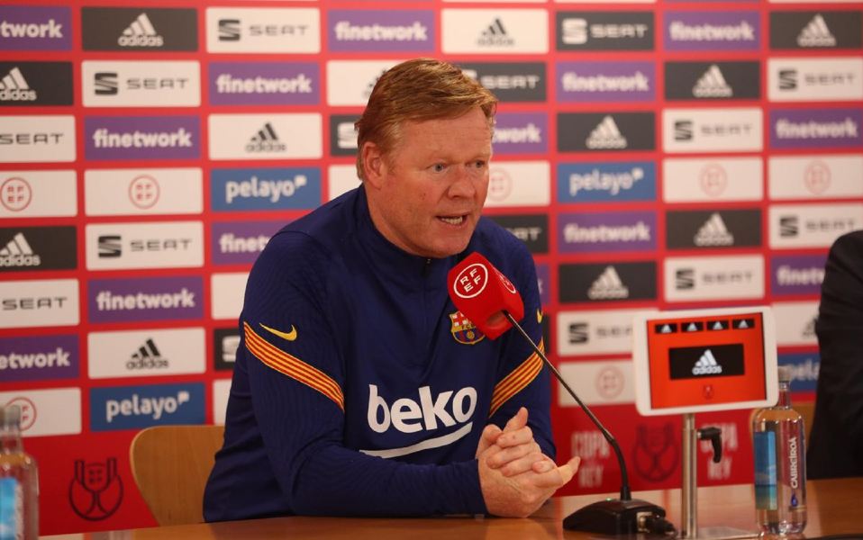 During the press conference for the Cadiz match, koeman deاiberately prov0kes the Barcelona administration (video)