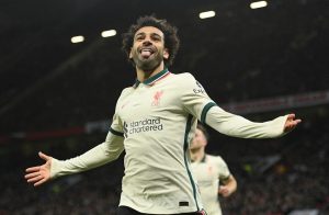 أسطورة ليفربول السابق ينتقد سلوك محمد صلاح داخل الملعب رغم اعترافه بانه الافضل هذا العام