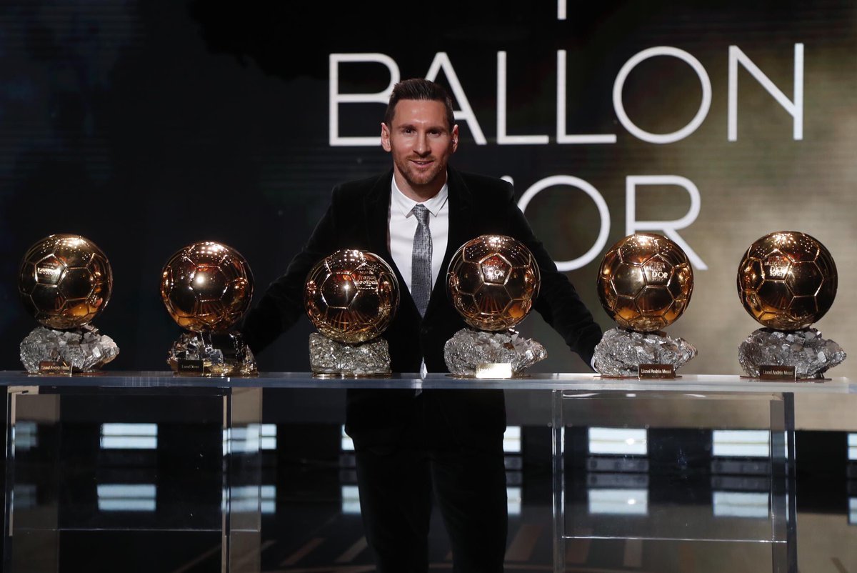 اختـ،ـيارات ميسي للكرة الذهبية تفاجـ،ـيء جماهير ريال مدريد ، وجماهير كرة القدم المصرية