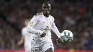 ثنائي ريال مدريد تشيلسي "ميندي" يهاجمان الإعلام بسبب الخطأ الكارثي