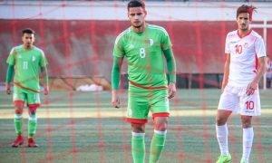 الجزائري أدم زرقان ينضم لمحرز وبن رحمة في الدوري الانجليزي الممتاز