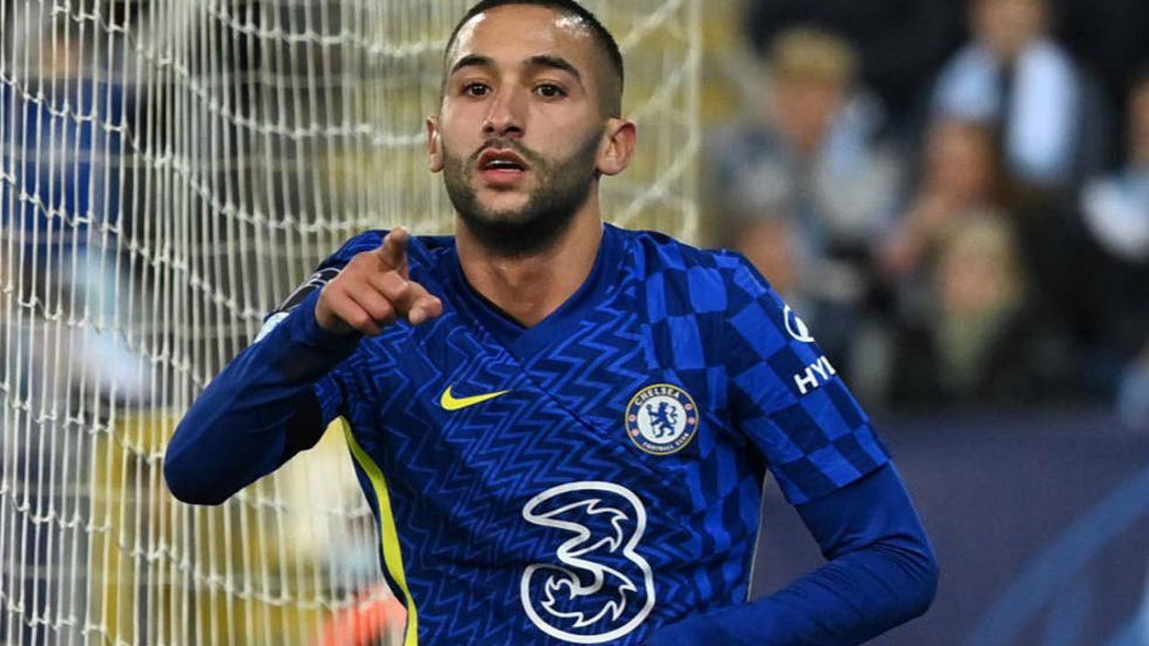 حوت الانتقالات يعلنها : زياش إلى برشلونة