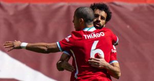 محمد صلاح يخسر السباق أمام الكانتارا ، والرأي كان لجمهور ليفربول