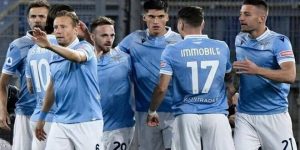 صراع مرتقب بين ريال مدريد وباريس واليونايتد على اللاعب المهمش في لاتسيو