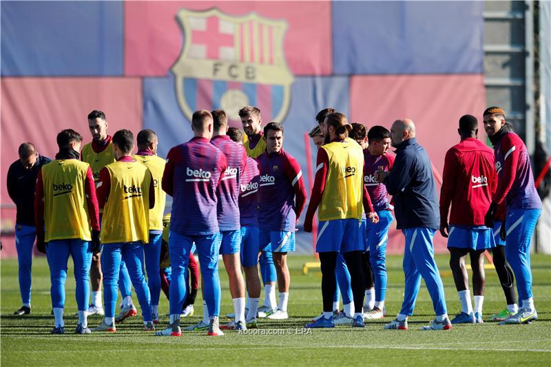 جيرارد روميرو: توتنهام يرغب في تخليص برشلونة من اللاعب البارد