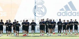 القلق يتلاشى تدريجياً داخل جدران النادي الملكي قبل مواجهة باريس سان جيرمان بفضل النجم المدريدي