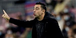 الإشارات الحمراء في برشلونة تقلق تشافي