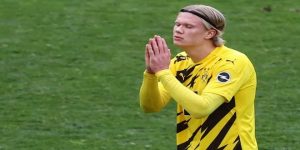بفرمان من تشافي .. برشلونة يضحي بالثنائي المتألق حالياً من أجل ضم هالاند