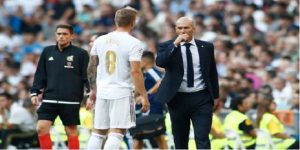 زيدان هنأ 6 من اللاعبين فقط في ريال مدريد بفوزهم بالدوري