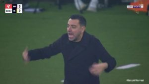 شاهد: ريمونتادا فياريال التاريخية امام برشلونة واقتناص فوز ثمين في اللحظات الأخيرة.