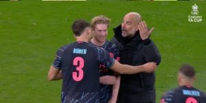 شاهد: غضب جوارديولا على لاعبه روبن دياز.